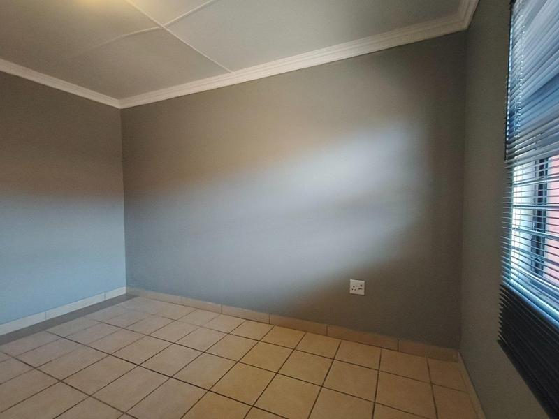 To Let Commercial Property for Rent in Mthata Eastern Cape